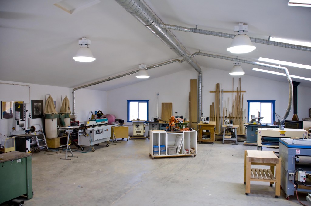 Donald Accomando has a shop to die for! It's over 4,000 sq. ft. with a high ceiling, and it's packed with top-of-the-line woodworking machinery that gives him excellent results and high maximum working efficiency. His sander? A Woodmaster Drum Sander, of course.